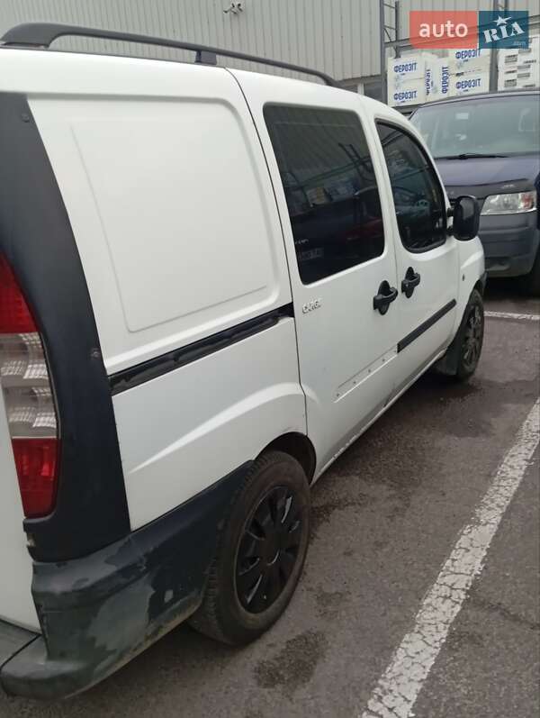 Мінівен Fiat Doblo 2005 в Львові фото 12 Мінівен Fiat Doblo 2005 в Львові