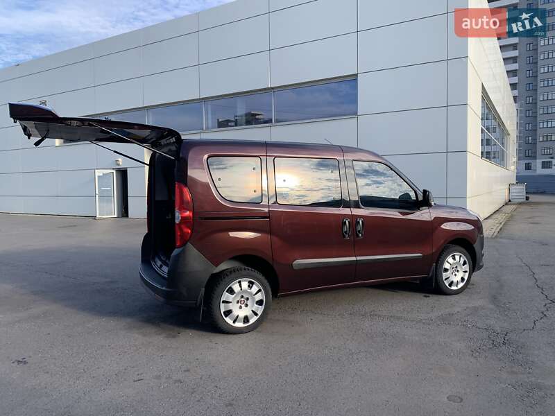 Мінівен Fiat Doblo 2010 в Харкові