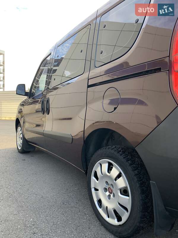 Мінівен Fiat Doblo 2010 в Харкові