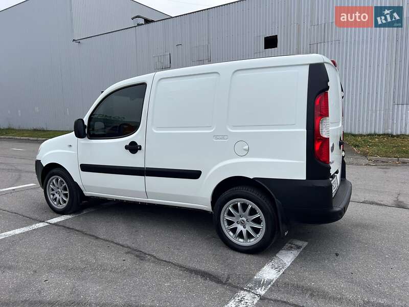 Грузовой фургон Fiat Doblo 2013 в Полтаве фото 6 Грузовой фургон Fiat Doblo 2013 в Полтаве