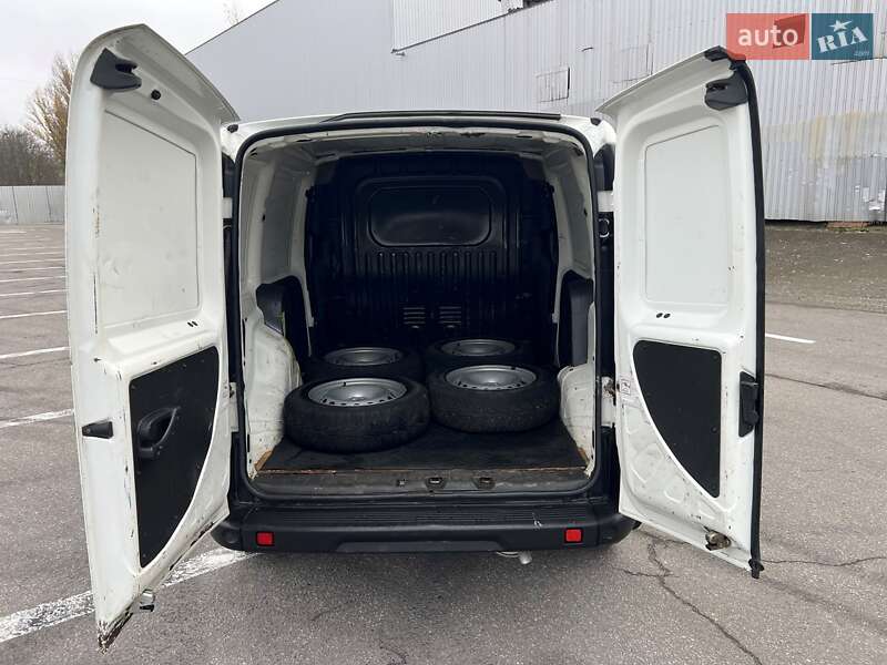 Грузовой фургон Fiat Doblo 2013 в Полтаве фото 13 Грузовой фургон Fiat Doblo 2013 в Полтаве