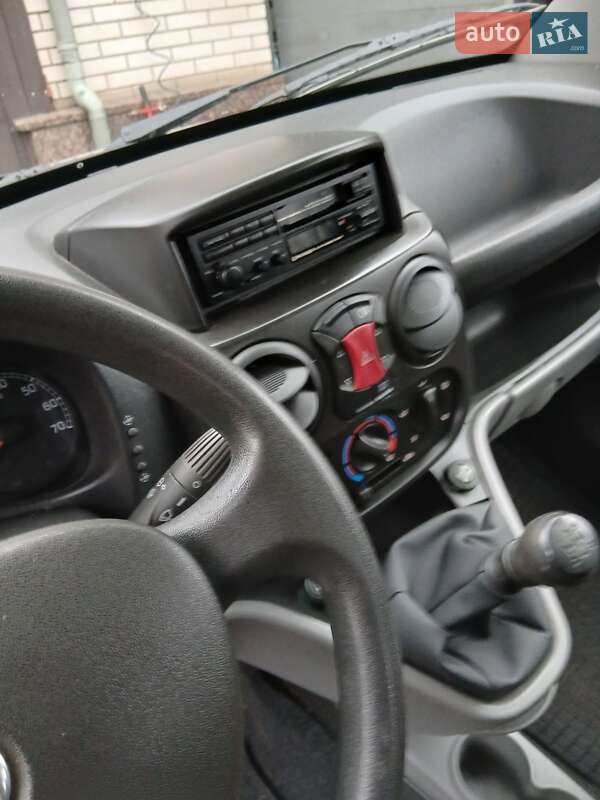 Минивэн Fiat Doblo 2010 в Коростене фото 33 Минивэн Fiat Doblo 2010 в Коростене