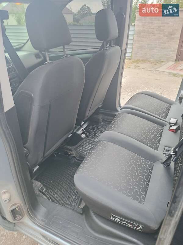 Минивэн Fiat Doblo 2011 в Днепре