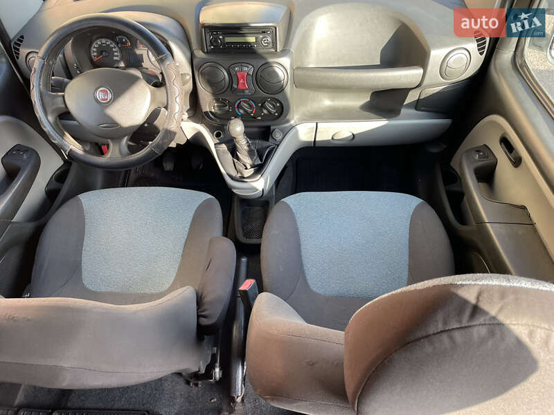 Мінівен Fiat Doblo 2009 в Острозі фото 39 Мінівен Fiat Doblo 2009 в Острозі