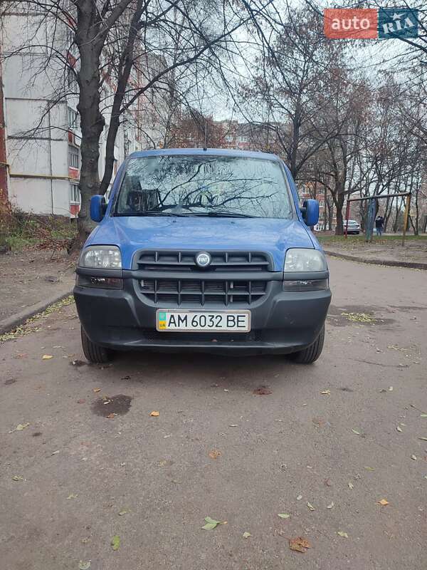 Fiat Doblo 2004
