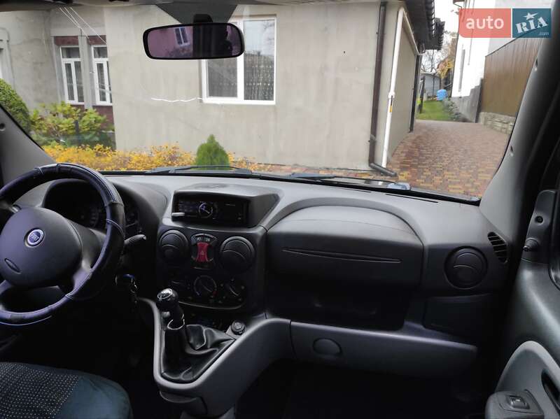 Мінівен Fiat Doblo 2006 в Чернівцях