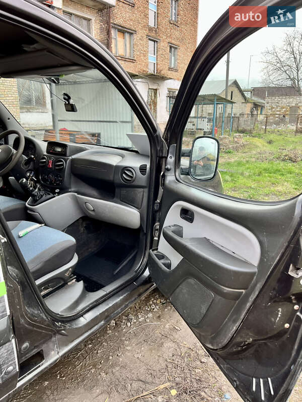 Вантажний фургон Fiat Doblo 2009 в Переяславі