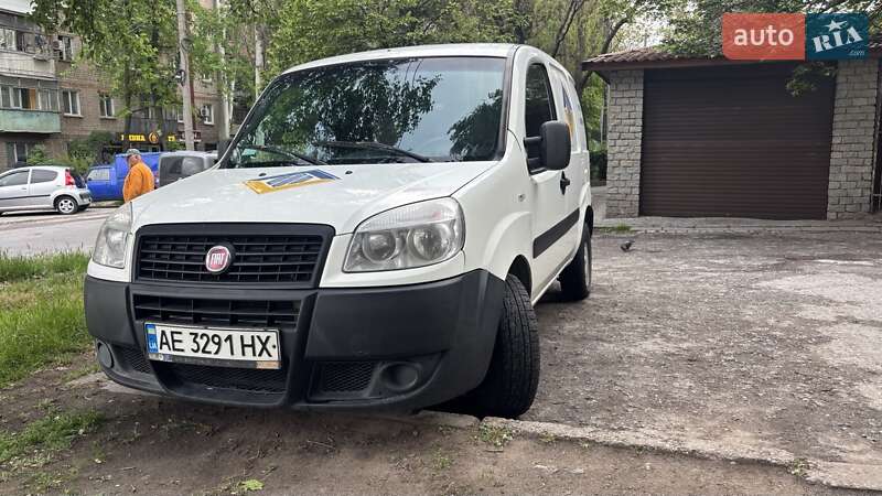 Вантажний фургон Fiat Doblo 2015 в Запоріжжі фото Вантажний фургон Fiat Doblo 2015 в Запоріжжі