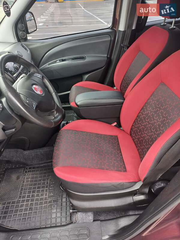 Мінівен Fiat Doblo 2012 в Києві