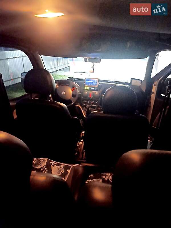 Мінівен Fiat Doblo 2007 в Коломиї фото 5 Мінівен Fiat Doblo 2007 в Коломиї