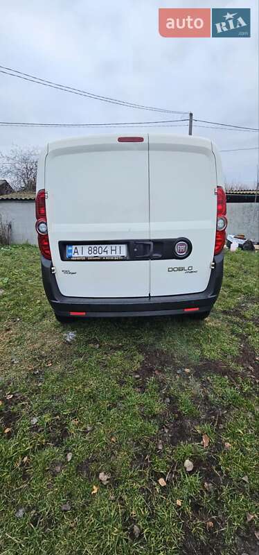 Вантажний фургон Fiat Doblo 2012 в Бобровиці