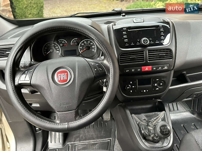 Мінівен Fiat Doblo 2009 в Тячеві фото 12 Мінівен Fiat Doblo 2009 в Тячеві