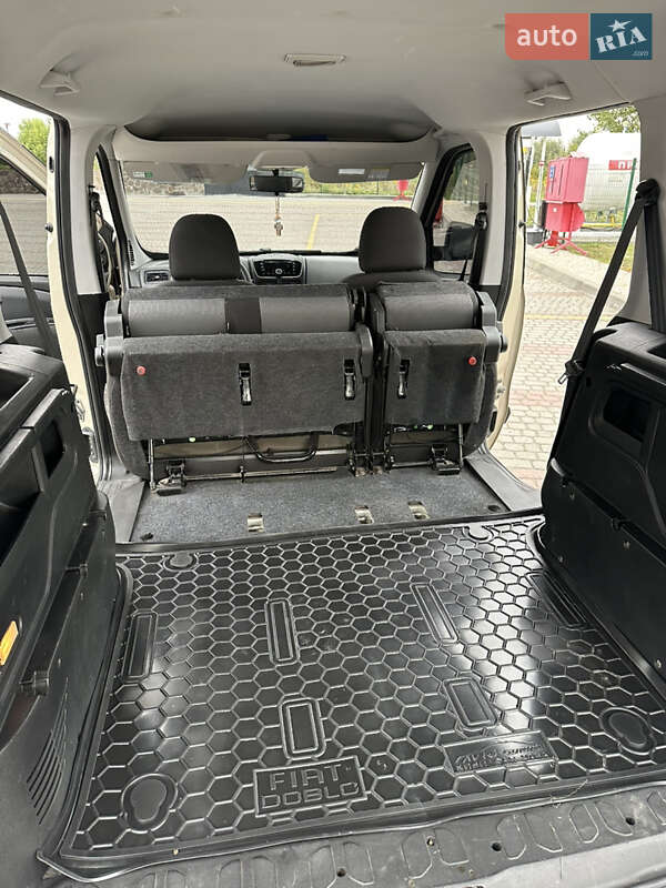 Мінівен Fiat Doblo 2009 в Тячеві фото 19 Мінівен Fiat Doblo 2009 в Тячеві