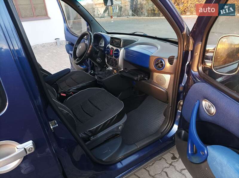 Мінівен Fiat Doblo 2003 в Луцьку фото 22 Мінівен Fiat Doblo 2003 в Луцьку