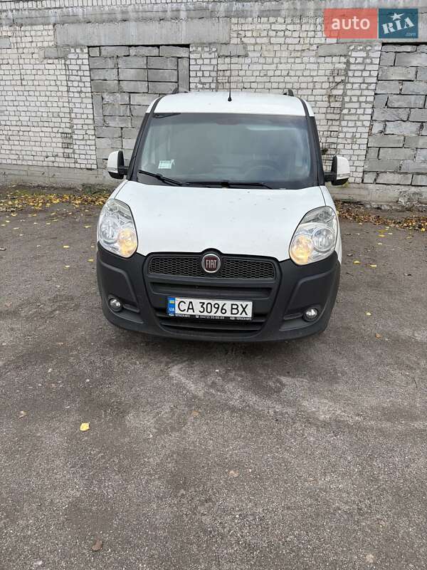 Fiat Doblo 2012