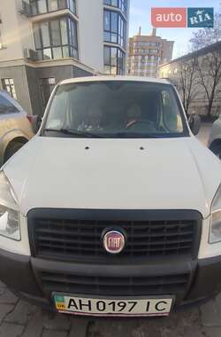 Вантажний фургон Fiat Doblo 2012 в Петропавлівській Борщагівці