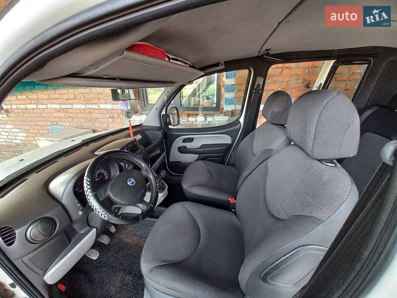 Минивэн Fiat Doblo 2007 в Ковеле