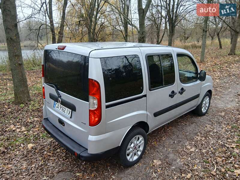 Минивэн Fiat Doblo 2008 в Смеле