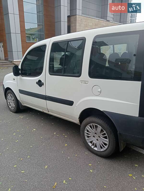 Мінівен Fiat Doblo 2006 в Києві фото 14 Мінівен Fiat Doblo 2006 в Києві