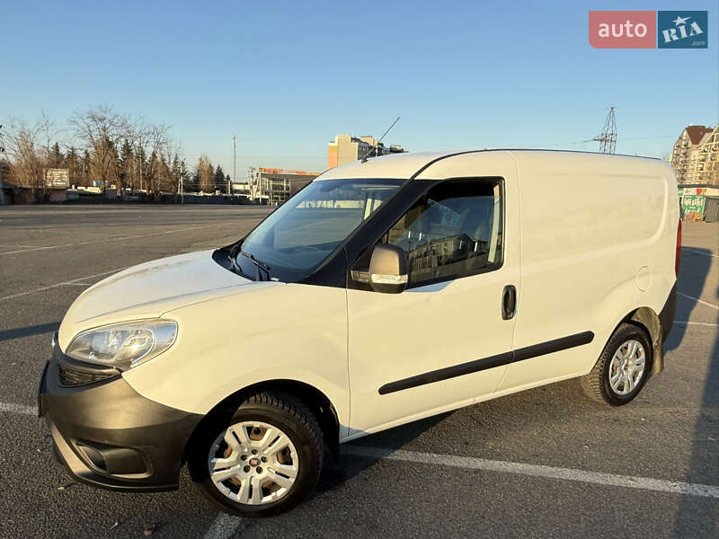 Мікроавтобус вантажний (до 3,5т) Fiat Doblo 2017 в Києві