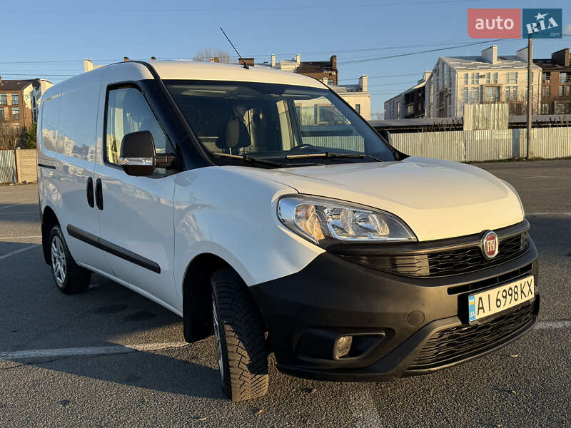 Мікроавтобус вантажний (до 3,5т) Fiat Doblo 2017 в Києві