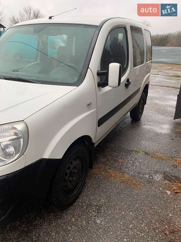 Минивэн Fiat Doblo 2007 в Александрие фото 3 Минивэн Fiat Doblo 2007 в Александрие
