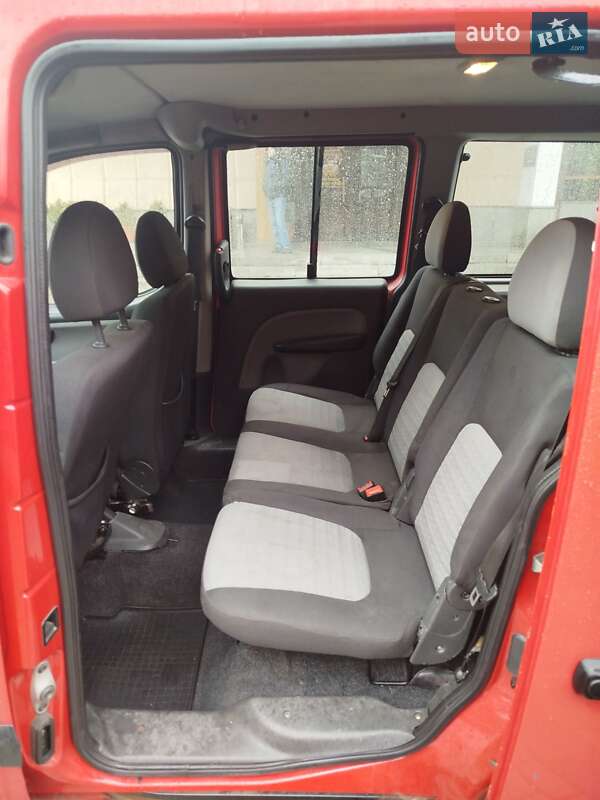 Минивэн Fiat Doblo 2007 в Днепре