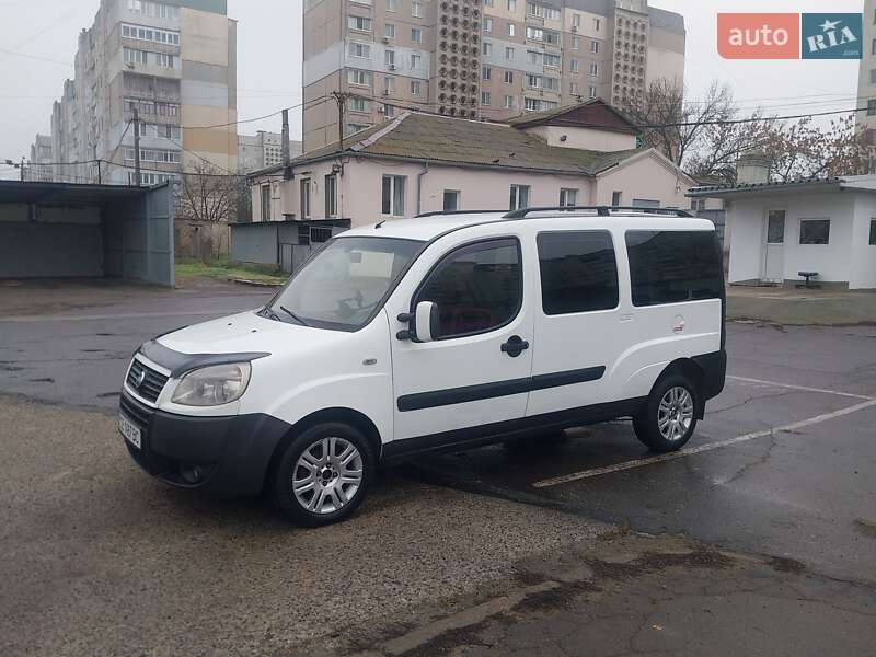 Минивэн Fiat Doblo 2007 в Николаеве