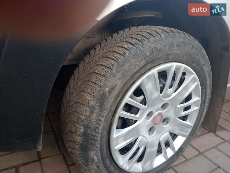 Мінівен Fiat Doblo 2007 в Нововолинську