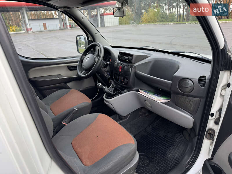 Мінівен Fiat Doblo 2007 в Солоніцівці