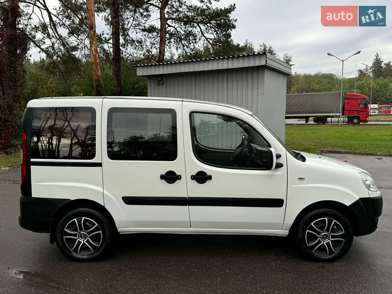 Мінівен Fiat Doblo 2007 в Солоніцівці