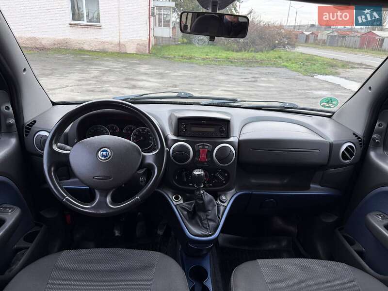 Мінівен Fiat Doblo 2007 в Києві