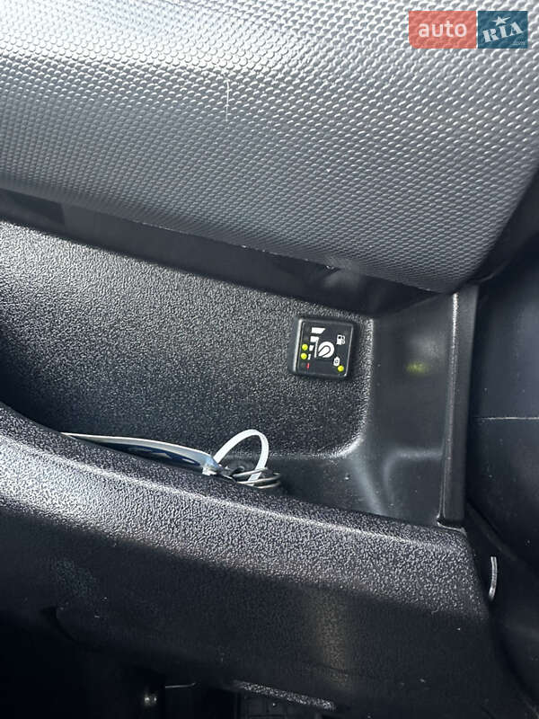 Минивэн Fiat Doblo 2011 в Полтаве