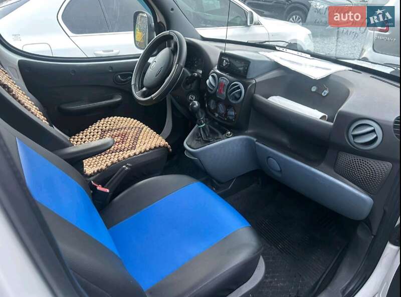 Мінівен Fiat Doblo 2004 в Хмельницькому