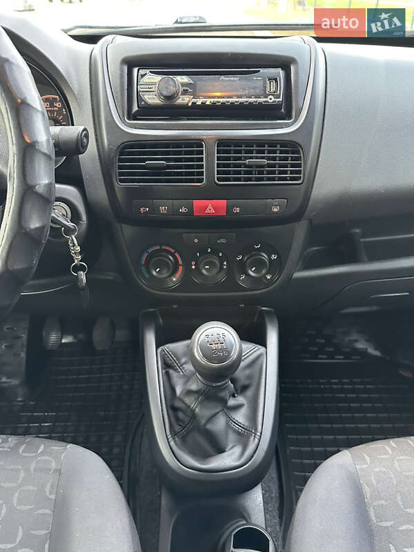 Мінівен Fiat Doblo 2012 в Києві