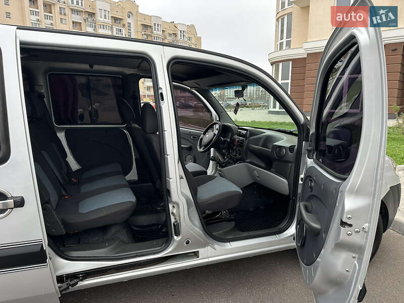 Мінівен Fiat Doblo 2012 в Миколаєві