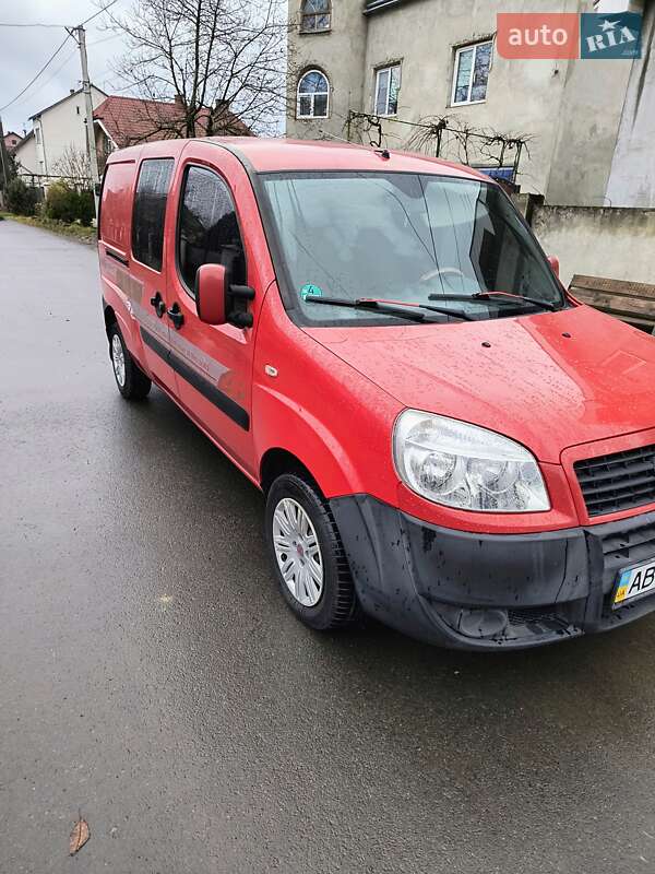 Мінівен Fiat Doblo 2009 в Ужгороді