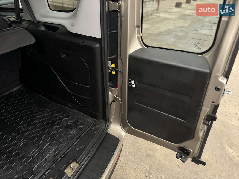 Мінівен Fiat Doblo 2017 в Умані