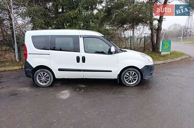 Вантажопасажирський фургон Fiat Doblo 2012 в Львові