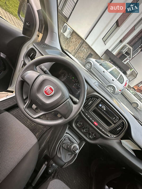 Вантажний фургон Fiat Doblo 2021 в Тячеві