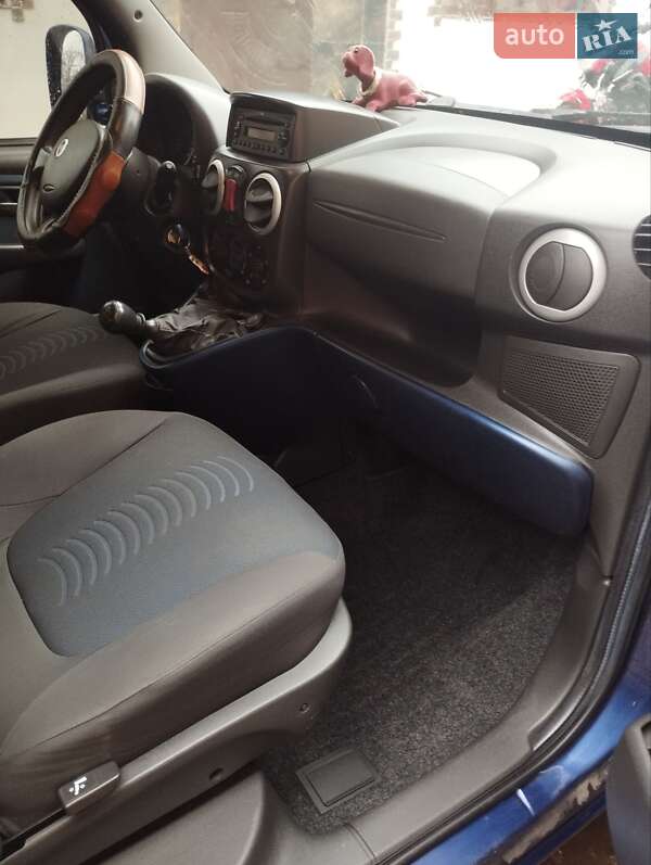 Минивэн Fiat Doblo 2007 в Литине