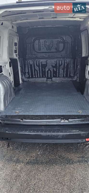 Грузовой фургон Fiat Doblo 2014 в Борзне фото 9 Грузовой фургон Fiat Doblo 2014 в Борзне