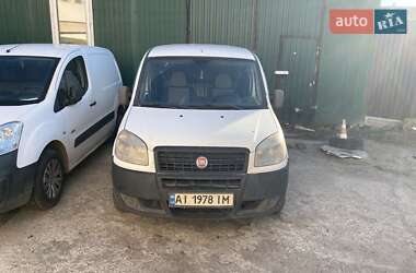Вантажний фургон Fiat Doblo 2013 в Києві