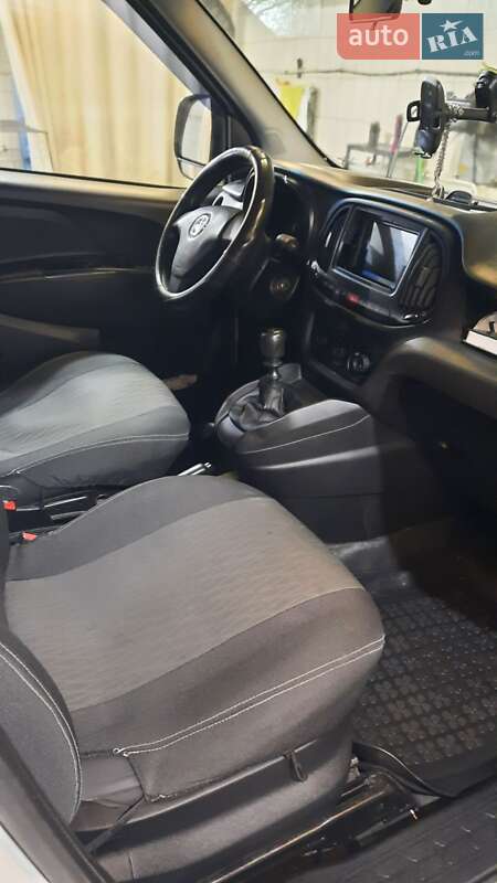 Минивэн Fiat Doblo 2016 в Киеве