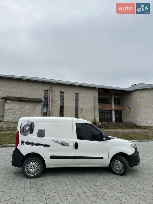 Грузовой фургон Fiat Doblo 2017 в Львове фото 5 Грузовой фургон Fiat Doblo 2017 в Львове