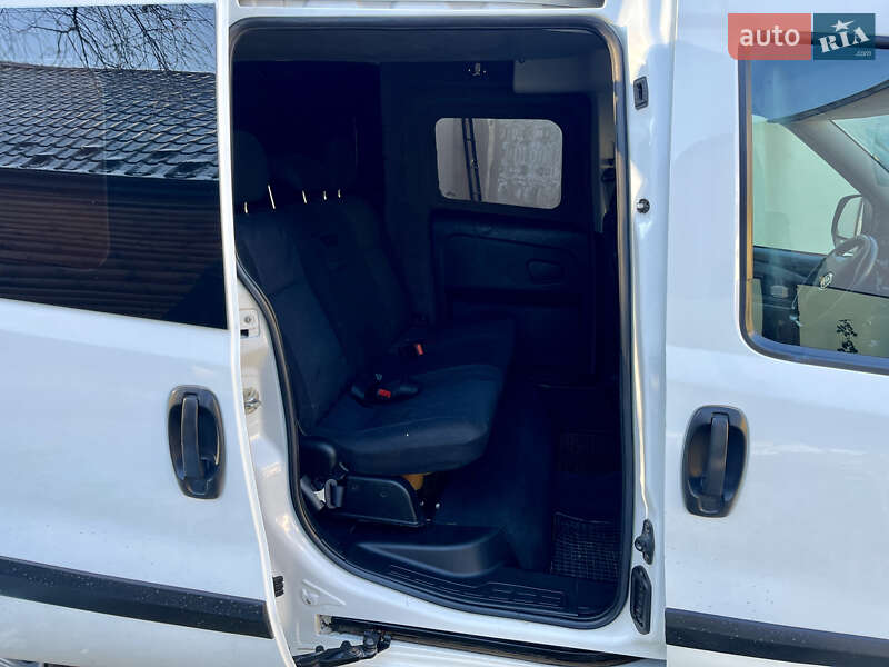 Грузовой фургон Fiat Doblo 2013 в Луцке фото 6 Грузовой фургон Fiat Doblo 2013 в Луцке