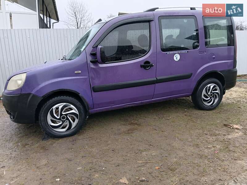 Минивэн Fiat Doblo 2008 в Трускавце