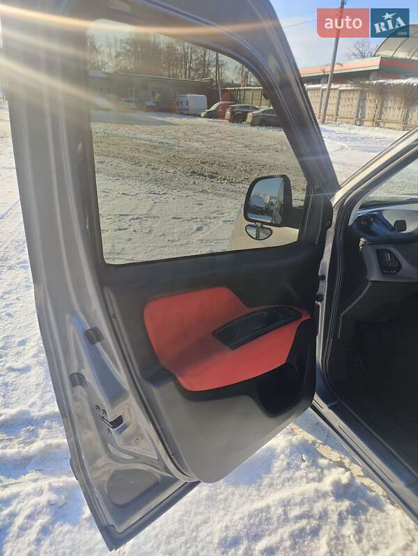 Минивэн Fiat Doblo 2018 в Чернигове