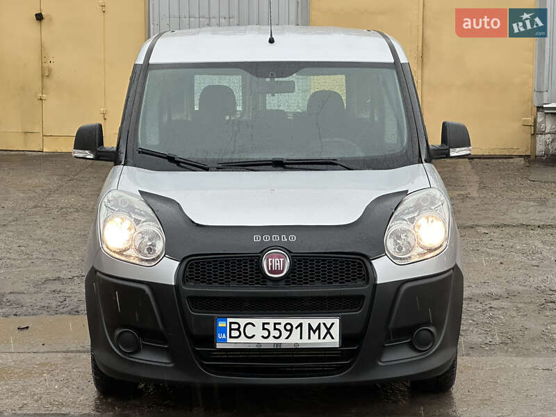Мінівен Fiat Doblo 2011 в Миколаєві фото 10 Мінівен Fiat Doblo 2011 в Миколаєві