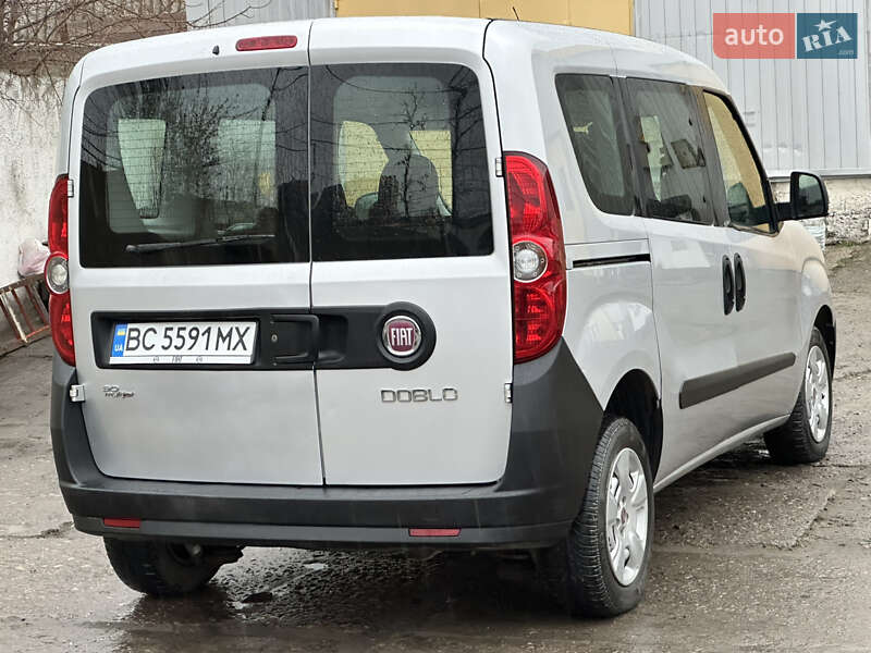 Мінівен Fiat Doblo 2011 в Миколаєві фото 21 Мінівен Fiat Doblo 2011 в Миколаєві